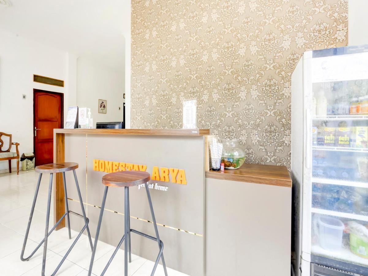 Oyo 3870 Homestay Arya Самаринда Екстериор снимка