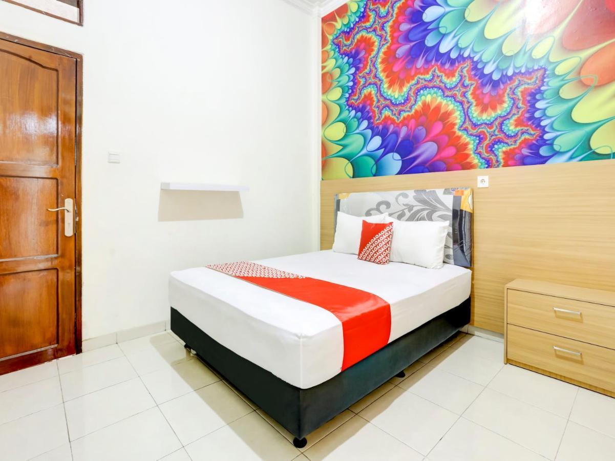 Oyo 3870 Homestay Arya Самаринда Екстериор снимка