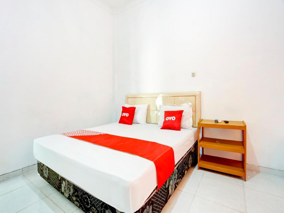 Oyo 3870 Homestay Arya Самаринда Екстериор снимка